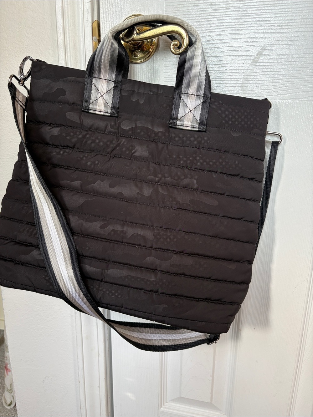 Think Royln tote bag Like NEW
